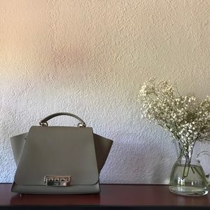 ZAC ZAC POSEN Eartha Iconic Soft Top Handle